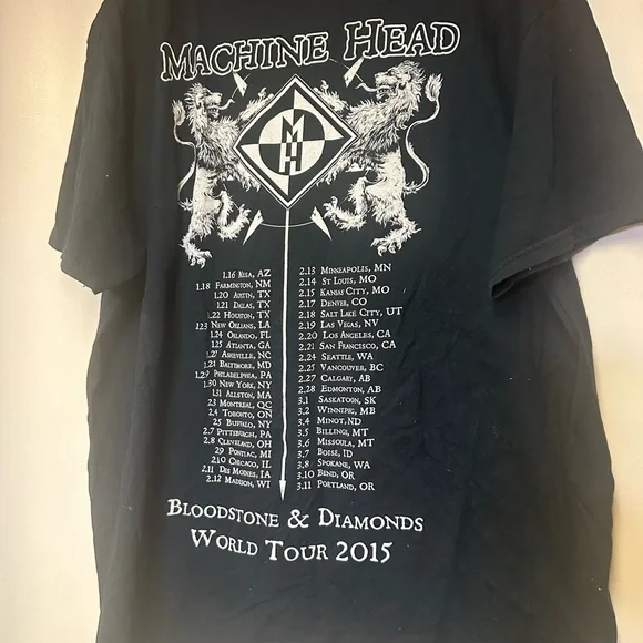 Gildan Black Graphic Tee‎ - Picture 2 of 3